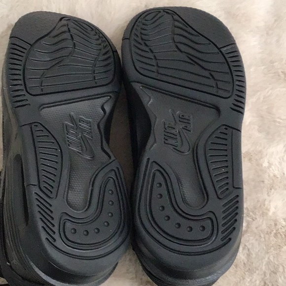 🆕 JORDAN Boys Max Aura 5 GS Classic Sneakers Black/Anthracite/Black - Picture 12 of 15